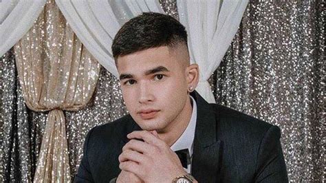 Kobe Paras height, age, girlfriend, and education .